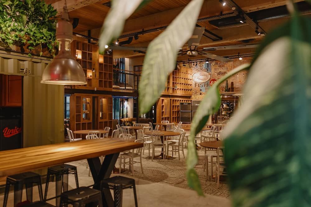 وني6 هوتل - لجوبلجانا - بار