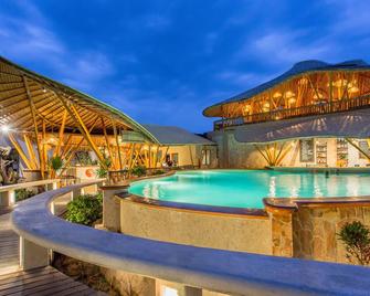 Pearl Sunset Resort - Gili Trawangan - Piscina