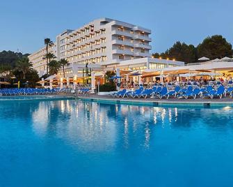 Stil Hotel Victoria Playa - Es Migjorn Gran - Pool