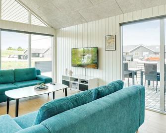 Premium Holiday Home In Grenå With Whirlpool - Grenaa - Wohnzimmer