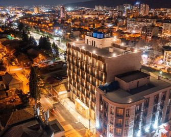 Hotel Residence Plaza - Tiflis - Dış görünüm