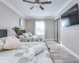 7 Mi to Downtown East Los Angeles Apartment - East Los Angeles - Bedroom