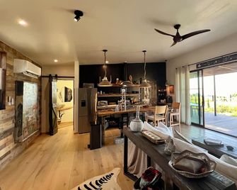 The LoneEast An Eastern Sierra wilderness retreat - Lone Pine