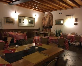 Agriturismo & Locanda Corte Marani - Badia Calavena - Restaurante