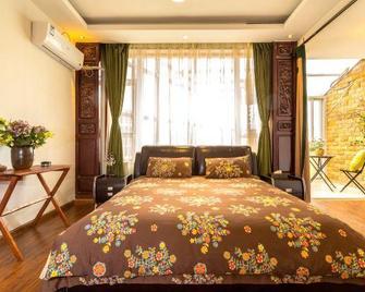 Shangri-La Linglong Inn - Diqing - Bedroom