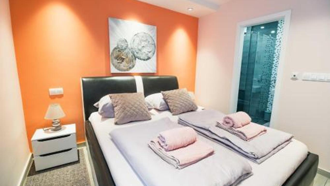 The Place Apartments Hebrangova