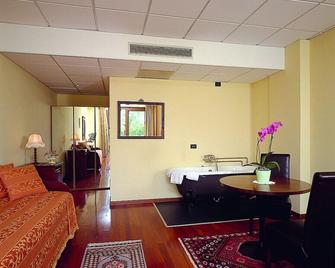 Locanda Da Vittorio - Manerba del Garda - Living room