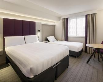 Premier Inn Sittingbourne Kent - Sittingbourne - Bedroom