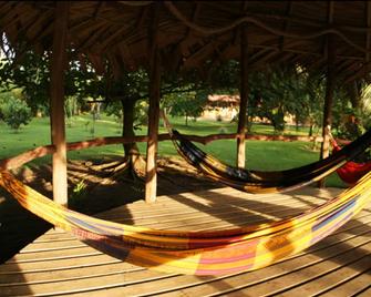 Turtle Beach Lodge - Tortuguero - Pátio