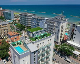 Amadei Hotel Figaro & Apartments - פזארו - נוף חיצוני