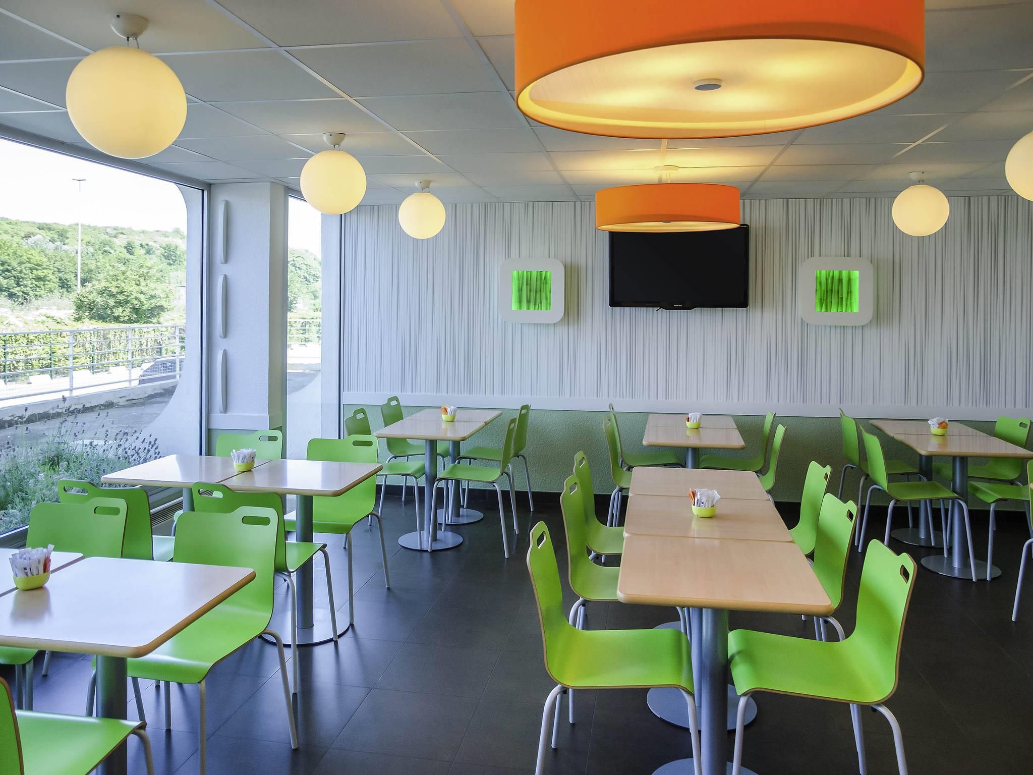 ibis budget Aéroport Le Bourget Garonor - Le Blanc-Mesnil