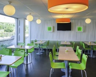 ibis budget Aéroport Le Bourget Garonor - Ле-Блан-Меній
