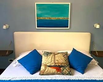Chez Gigì mareh24 - Terrasini - Habitación