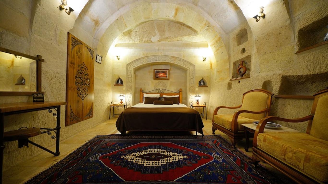 Harman Cave Hotel
