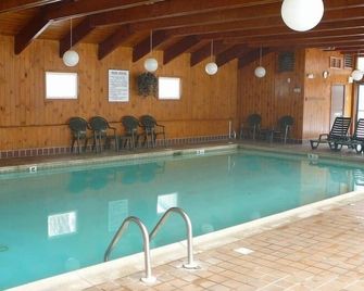 White Mountains, NH Luxury Vacation Home located at Loon Mountain - Sleeps 8 - Lincoln - Pool