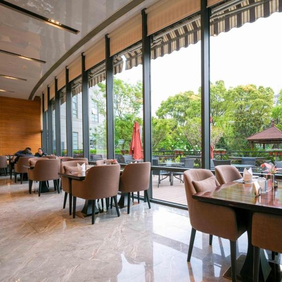 Ramada Plaza by Wyndham Shanghai Pudong Airport image 1