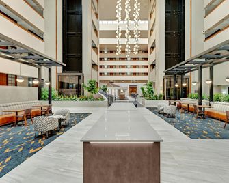 Embassy Suites by Hilton Oklahoma City Will Rogers Airport - Oklahoma City - Reception