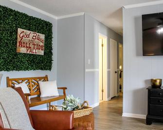 Game Day Rental - Northport - Sala de estar