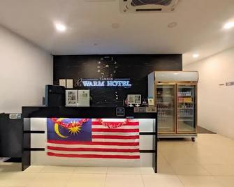 Tambun Warm Hotel - Tambun - Front desk