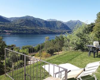 Lago d'Orta Appartamento con vista - Pettenasco - Balkón