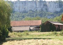 Au Picatal - Meyronne - Building