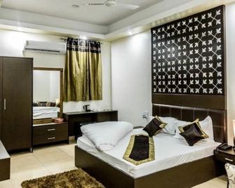 Red Orchid - Meerut - Habitación