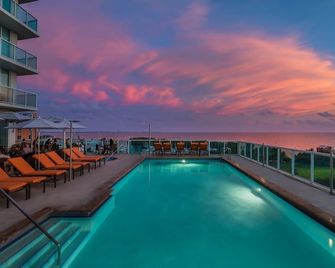 Mvr Suite Book Before These Sunset Views Are Gone - Miami - Piscine