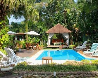 Vila Da Mata Hospedagem - Sao Sebastiao - Zwembad