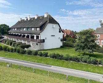 Haus Lith - Fewo Strandläufer - Nordstrand - Gebäude