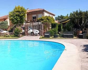 Hotel Font De Lauro - Saumane-de-Vaucluse