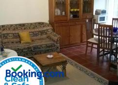 Casa da Beija - House Azores - Furnas - Stue