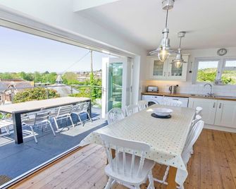 Rooftops Braunton 4 Bed Sleeps 8 Beautiful Views - Braunton - Balcony