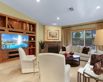Moonlight Sonata 4 Bedroom South Palm Springs - Palm Springs - Sala de estar