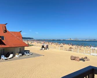 Hotel Zhong Hua - Sopot - Ranta