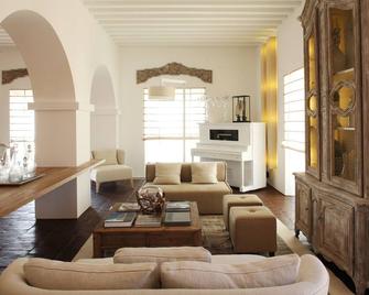 Torre de Palma Wine Hotel, Monforte, a Member of Design Hotels - Monforte - Sala de estar