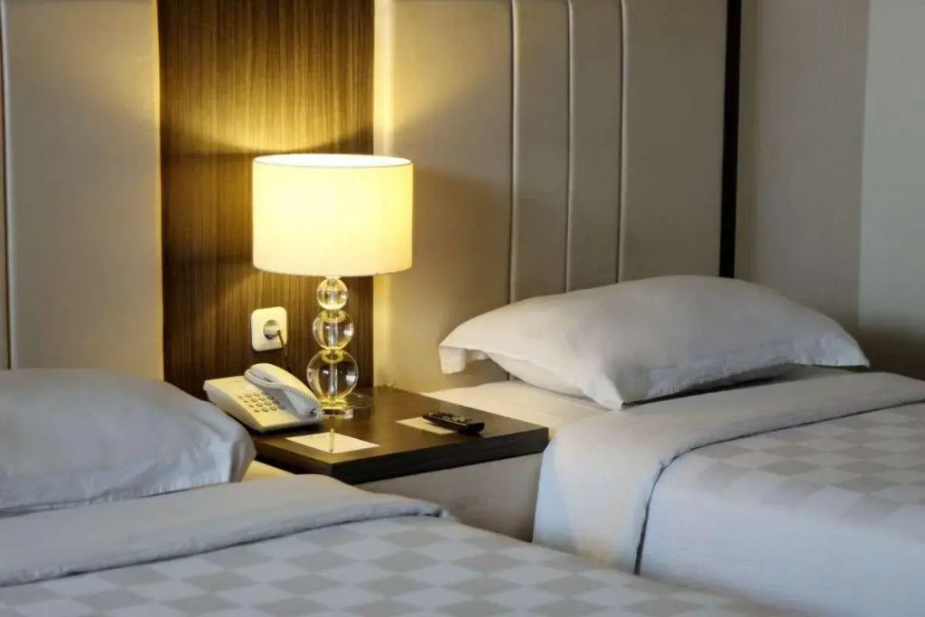 Bella Hotel Surabaya - סוראבאיה