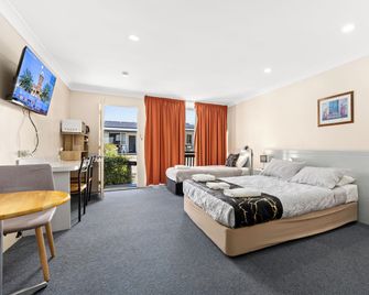 Alexander Motel - Warwick