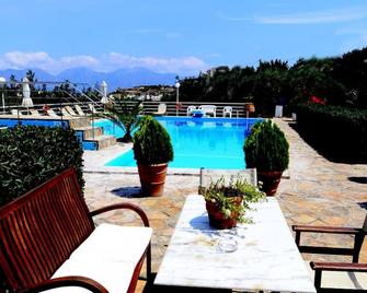 Golden Apartments - Ammoudara - Pool