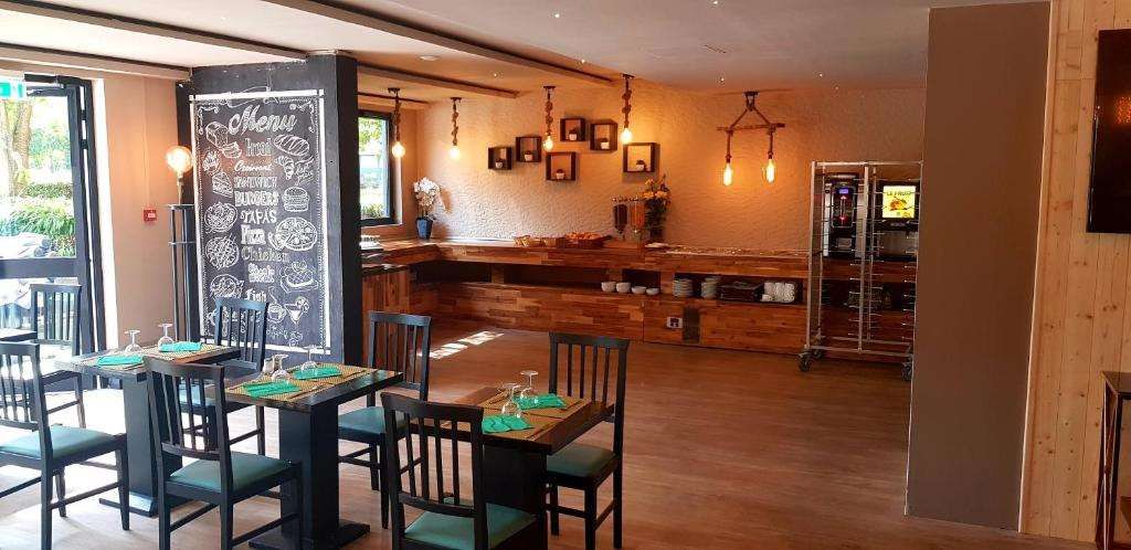 أورو أوتل باري كريتاي