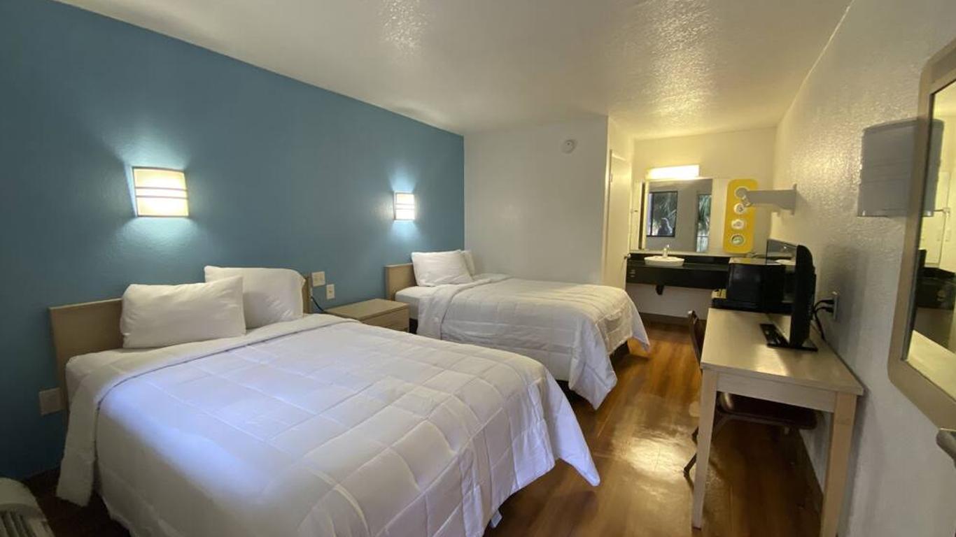 Loyalty Inn Tallahassee