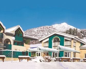 Club Vacances Bleues Les Alpes D'azur - La Salle-les-Alpes - Budynek