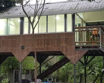 Smart Cabin, Smart Tree-House all you need in in one place - Manglaralto