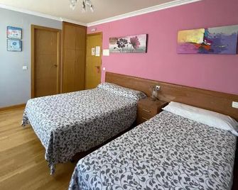 Hostal Santiago 2 - Burgos