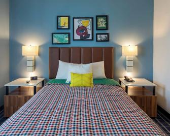 Uptown Suites Extended Stay Denver Co -Westminster - Westminster - Habitación