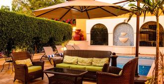 Hotel Plaza Campeche - Campeche - Innenhof