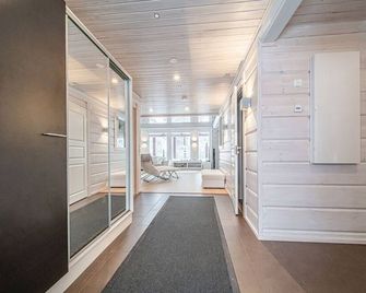 Villa Swan by Aavalevi - Levi - Hallway