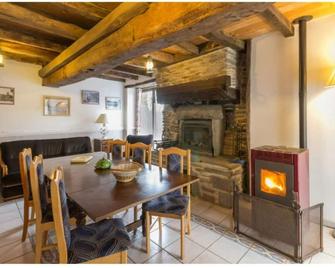 Le Gîte Blé Noir 6 people 3 bedrooms in La Gacilly - La Gacilly - Salle à manger