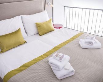 Hotel Kocour - Třebíč - Bedroom