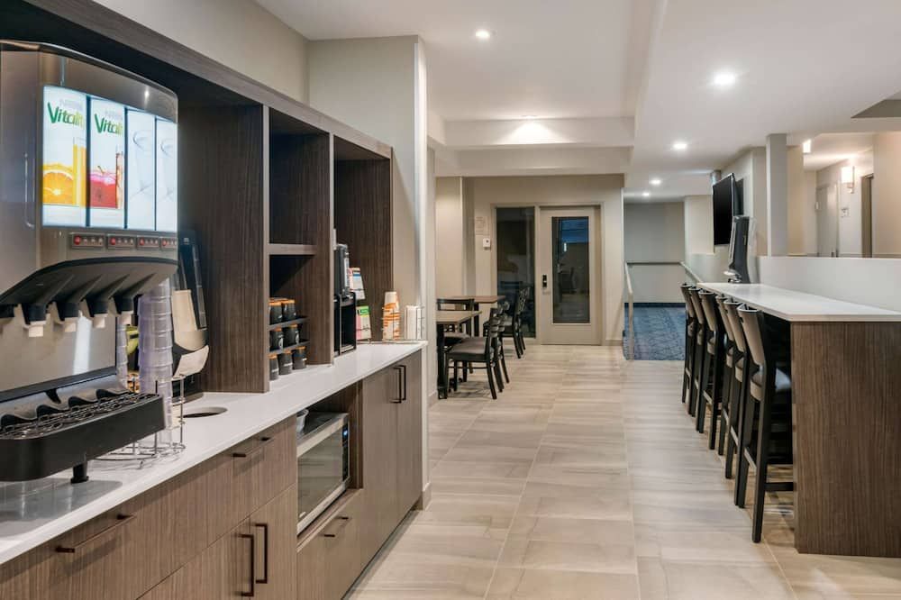 Quality Inn Centre-Ville thumbnail 2