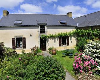 Bed and breakfast by the sea in southern Finistère - Clohars-Carnoët - Bâtiment